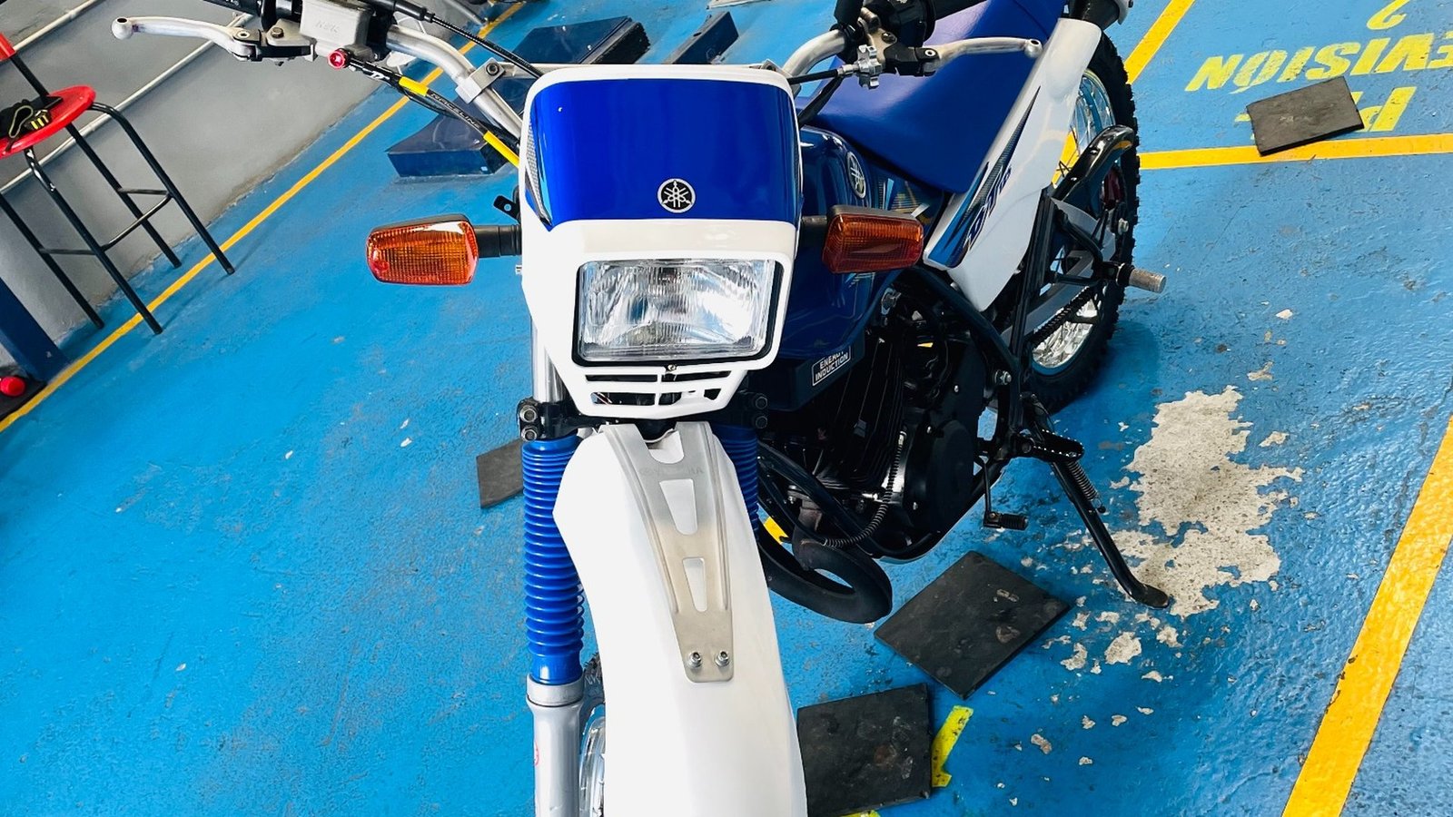 Revisión técnico-mecánica y emisiones para motos 2 tiempos en Medellín